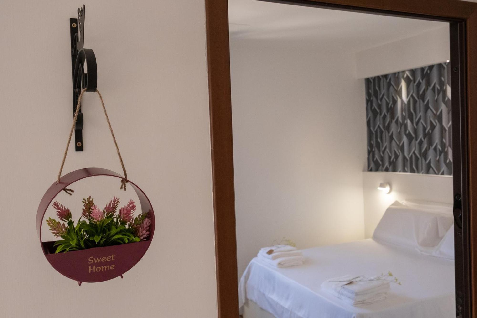 Coraline Deluxe Rooms Castellammare di Stabia Exterior photo